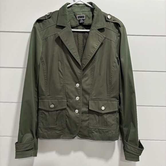 Renuar Jackets & Blazers - Renuar Collection ladies green jacket button closure cotton nylon blend size 12